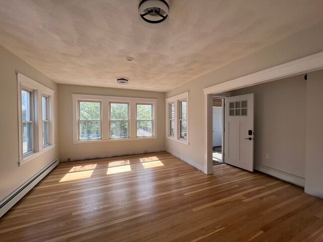 Sala de estar - 45 Governor Winthrop Rd Unidad 45 GW