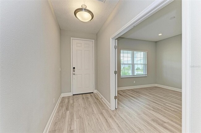 Photo - 2802 Butterfly Jasmine Trail