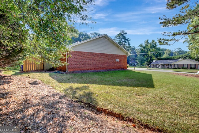 Photo - 115 Belle Dr