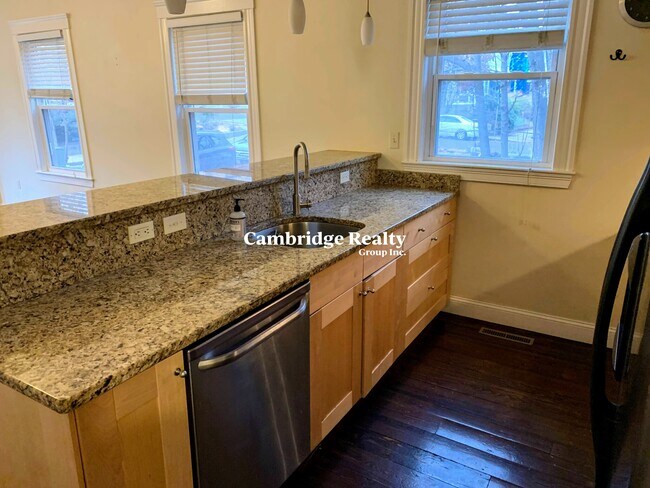 Photo - 6 Giles Park Unidad 1B