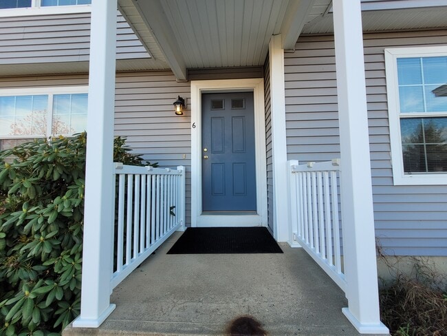 Photo - 10 Lupine Rd