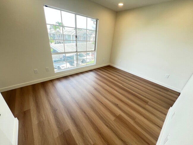 Photo - 94-690-690 Lumiauau St