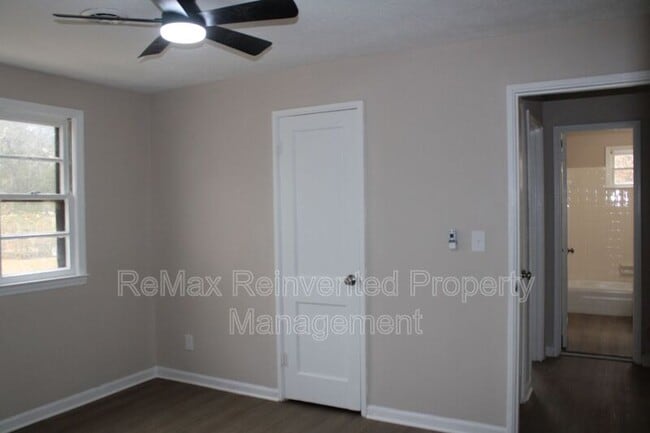 Photo - 301 Jehossee Dr SE