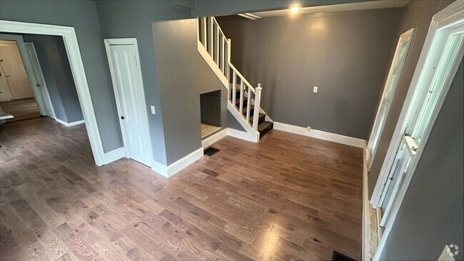 Building Photo - 696 Garson Ave Rental