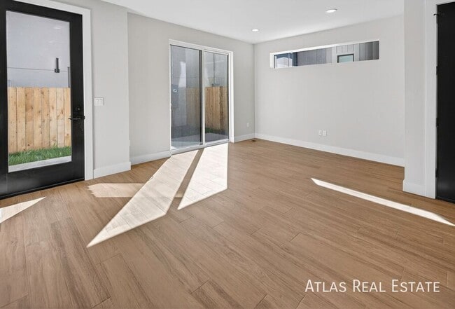 Photo - 830 Cherry St Unit 2