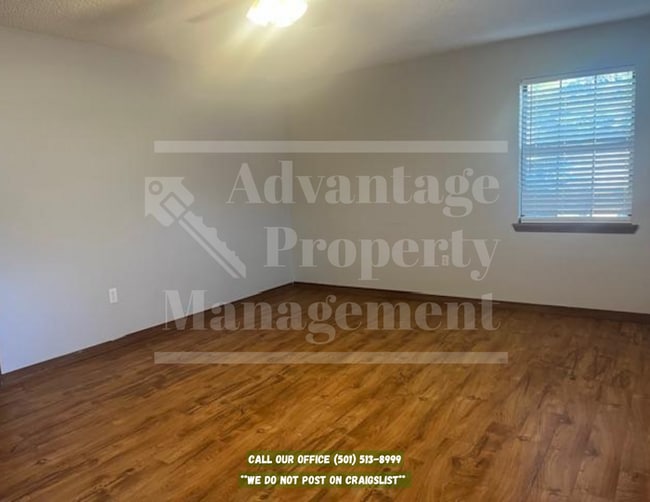 Photo - 1225 Woodside Dr