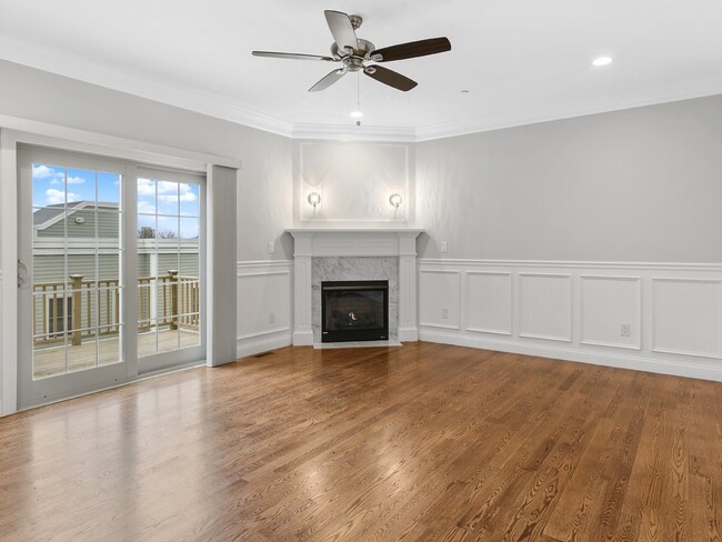 38 Millmont St
