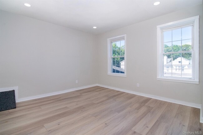 Photo - 57 Sterling Ave Unit 2