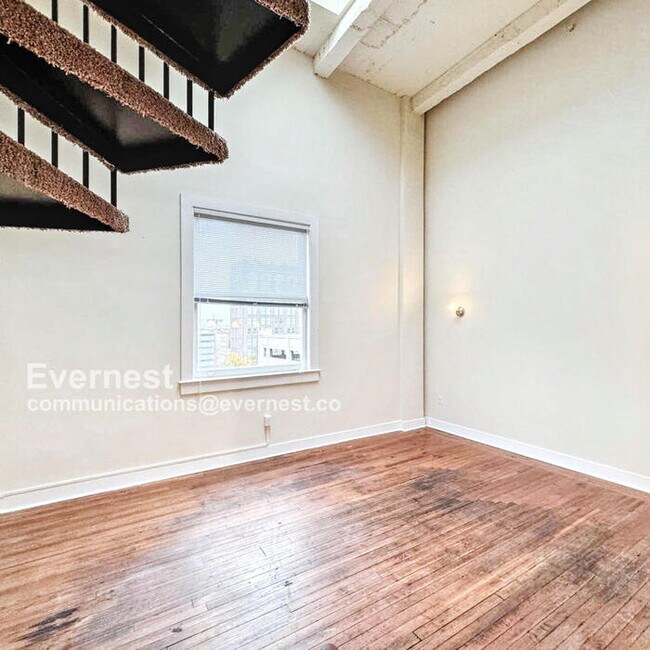 Photo - 525 E Grace St Unidad 205