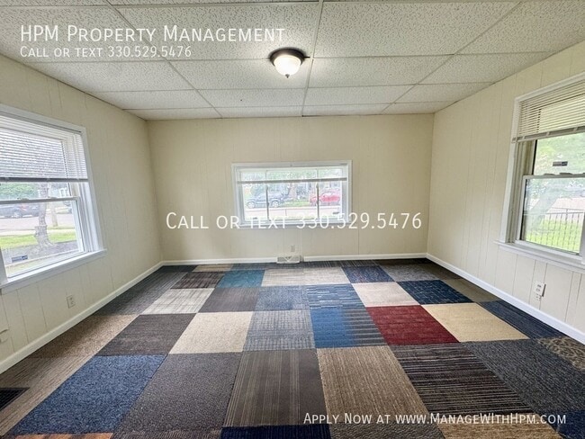 Photo - 202 Smith Ave SW