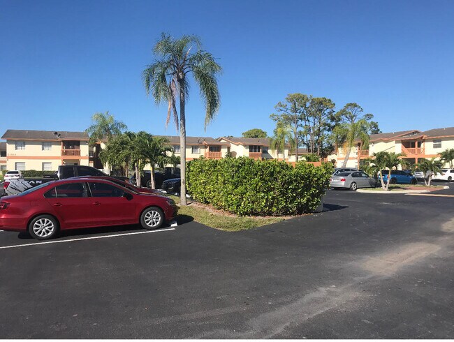 Photo - 1830 Abbey Rd Unit 105