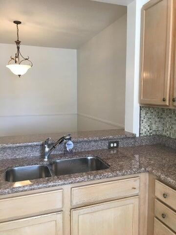 Photo - 6410 Park Lake Cir