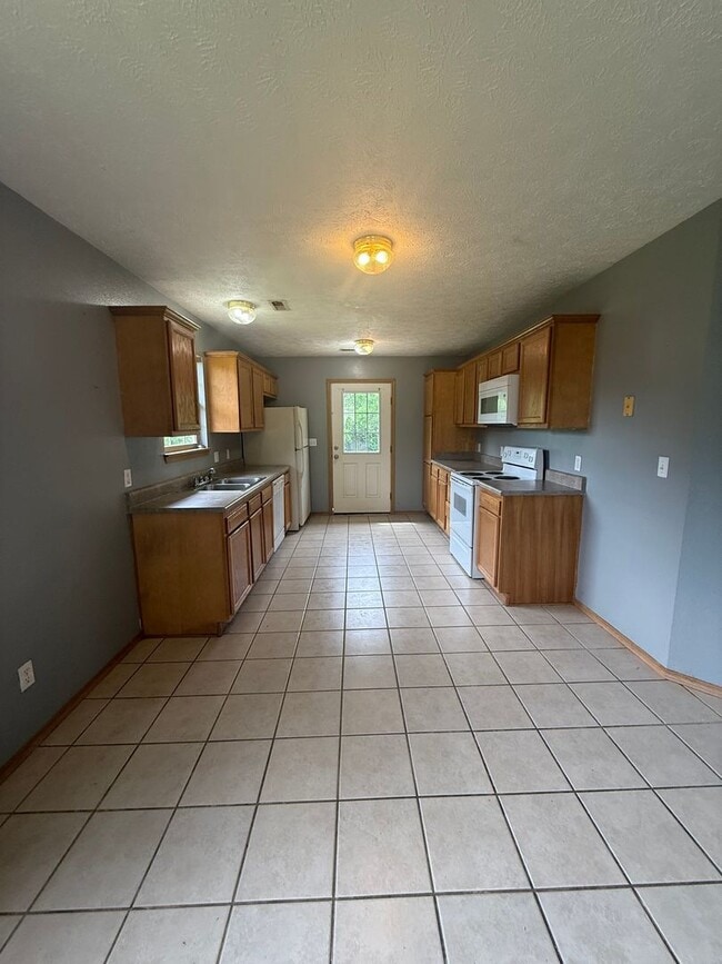 Photo - Charming 2 bedroom 2 bath duplex AVAILABLE NOW!