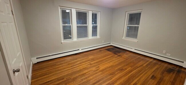 Photo - 77 Green St Unit 1