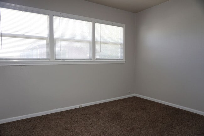 Photo - 3543 Valley Heights Dr Unit Dr#4