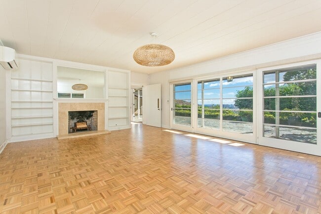 Photo - Rarely Available Private Estate in Manoa! Move in Ready!