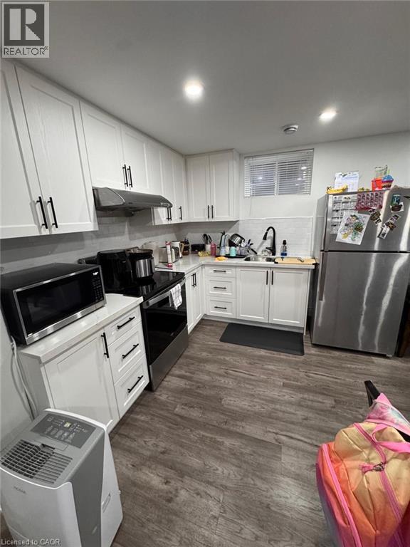 Photo - 1377 Coronation Dr