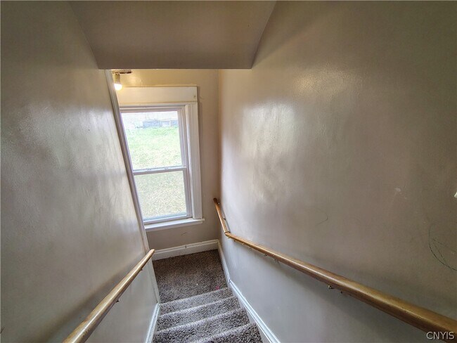 Photo - 2331 Midland Ave