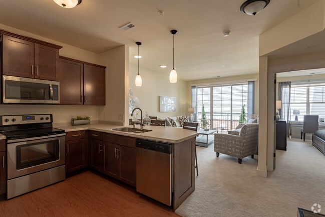 1BR, 1BA - B1