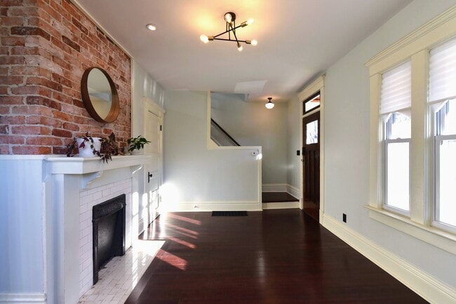 Photo - 240 E Duncan St