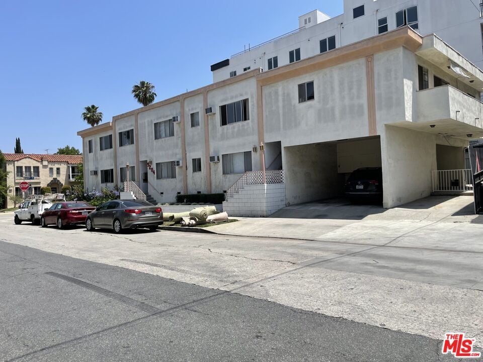 Photo - 9204 Whitworth Dr Condo Unit 5
