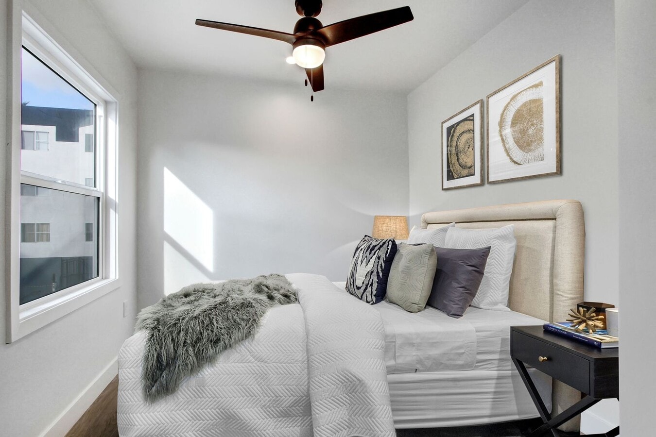 Photo - 163 S Burlington Ave Unit #10