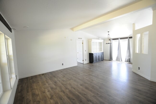 Photo - 2468 W Poleline Ave