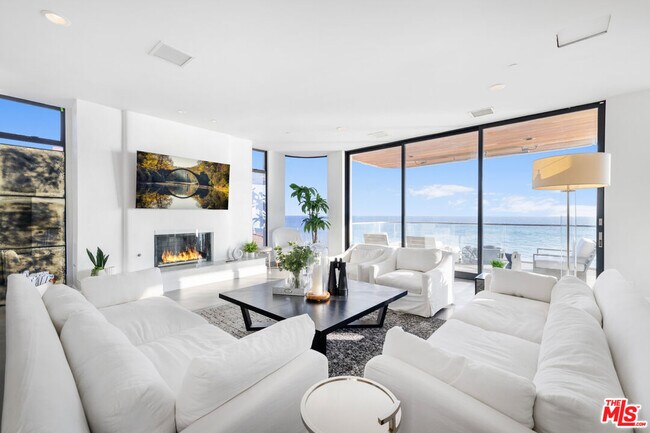 Photo - 18860 Pacific Coast Hwy