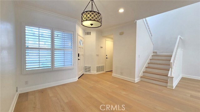 Photo - 144 Agostino