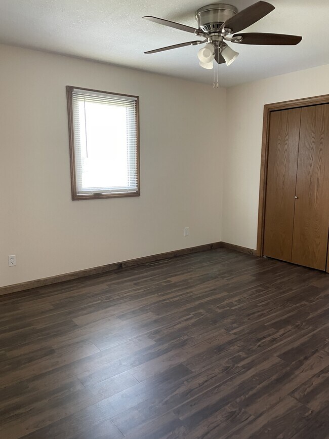 Photo - 1703 Heritage Ln