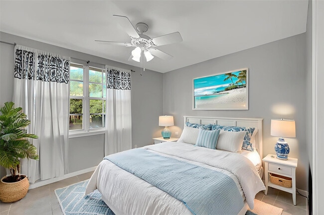 Photo - 5400 Jubilee Way