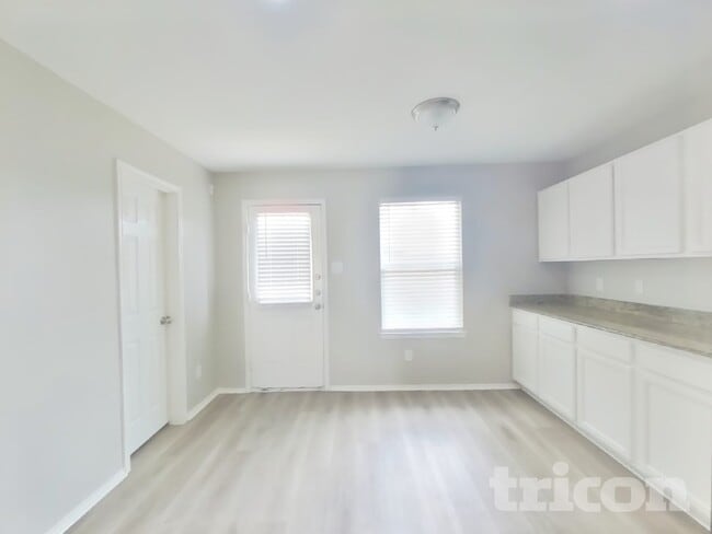 Photo - 50 Larkspur Dr