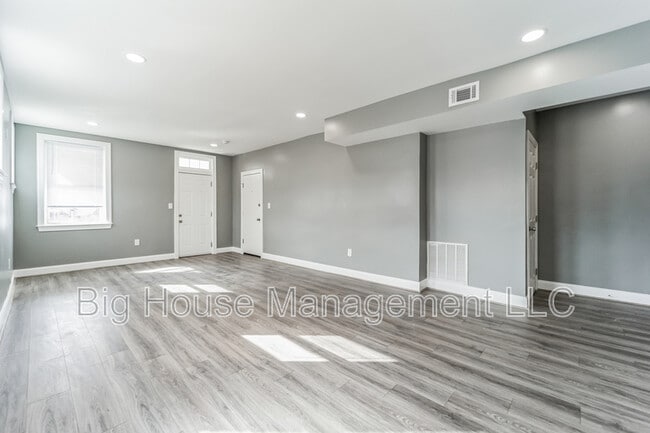 Photo - 4806 Liberty Heights Ave Unit 4