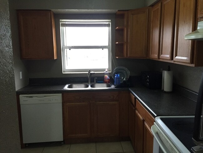 Photo - 6835 Longmeade Ln