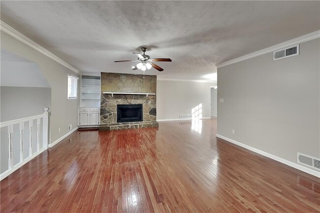 Photo - 4505 Laurie Ln SW