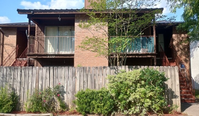 Building Photo - 7733 Bles Ave Unit A