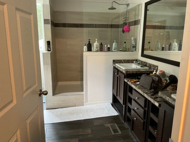 Photo - 7148 Horseshoe Cir