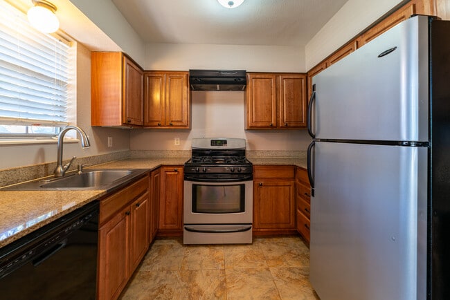 Photo - 2709 Forest Grove Dr Unidad 2709 Forest Grove Drive