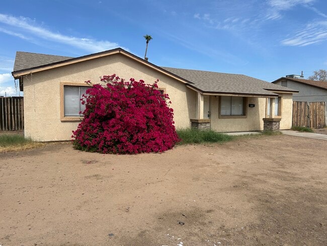 Photo - 7132 W Devonshire Ave