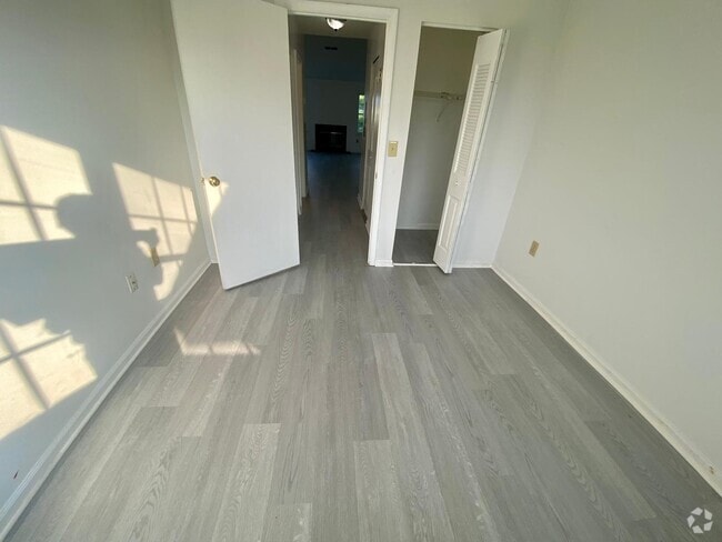 Building Photo - 1037 Edpas Rd Unit 1037 Rental