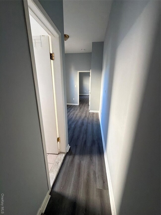 Photo - 110 School St