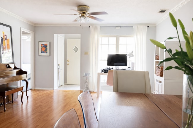 Photo - 8217 Lullwater Dr