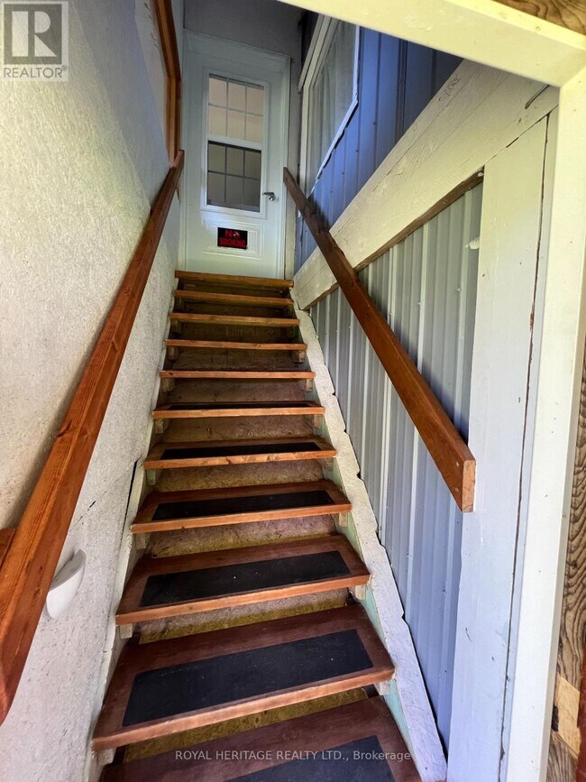 Photo - 1095 Cleveland Rd