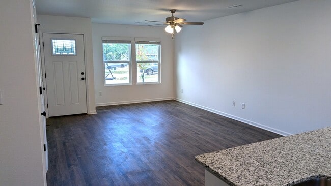 Photo - 1109 Downy Dr