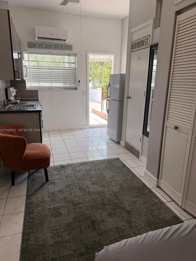 Photo - 1105 NE 119th St Unit A