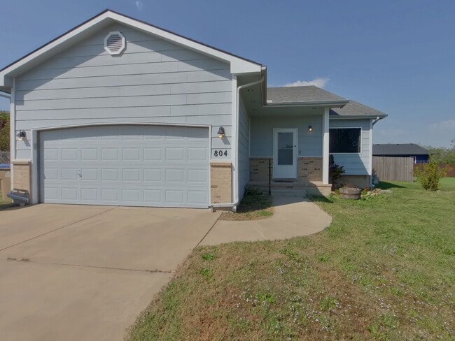 Building Photo - 804 N Longview Ct