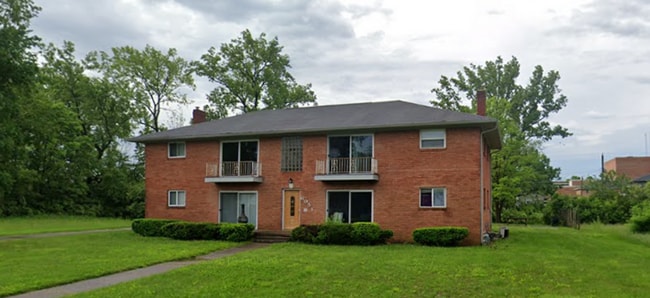 Building Photo - 6051 Laurel Hall Dr Unit 6051 Laurel Hall Dr #3