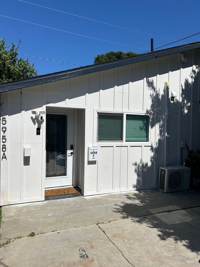 Building Photo - OLIVE 5960 Unit A Rental