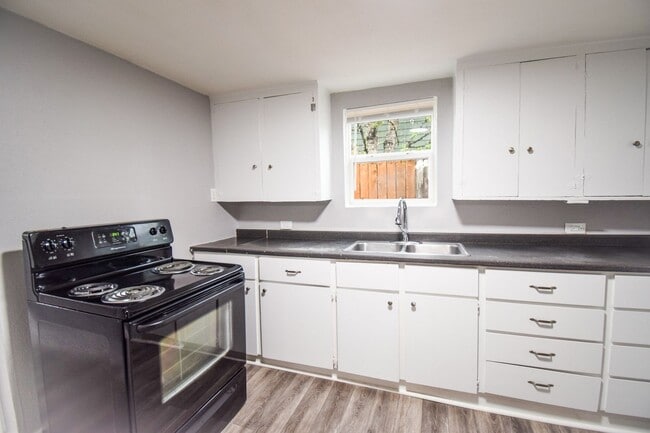 Photo - Charming 3 bedroom home in North Portland