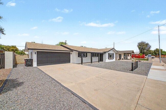 Photo - 8730 E Rancho Vista Dr